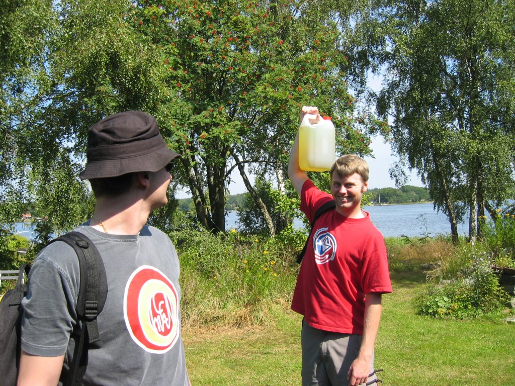 Laddat med dricka! ...för båten...